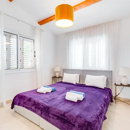 Valentina By Ezoria * Peyia