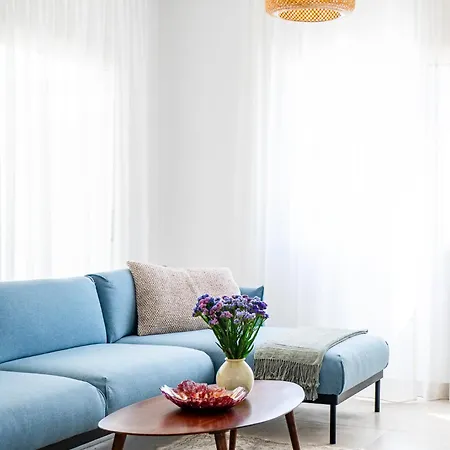 Villa Valentina By Ezoria Péjia