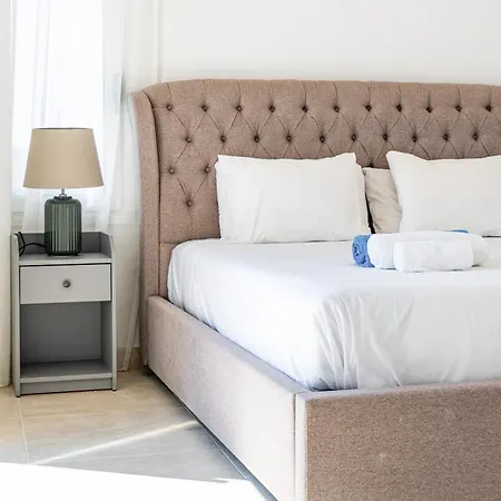 Valentina By Ezoria *