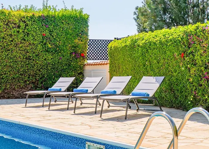 Valentina By Ezoria * Pegeia