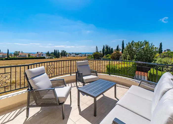 Valentina By Ezoria Vila