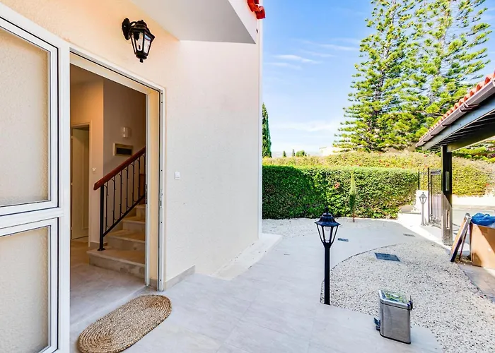 Vila Valentina By Ezoria Pegeia